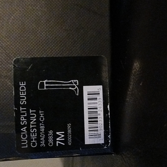 Chestnut Boots - Picture 4 of 5